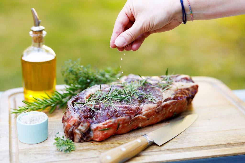 Préparation côte de boeuf