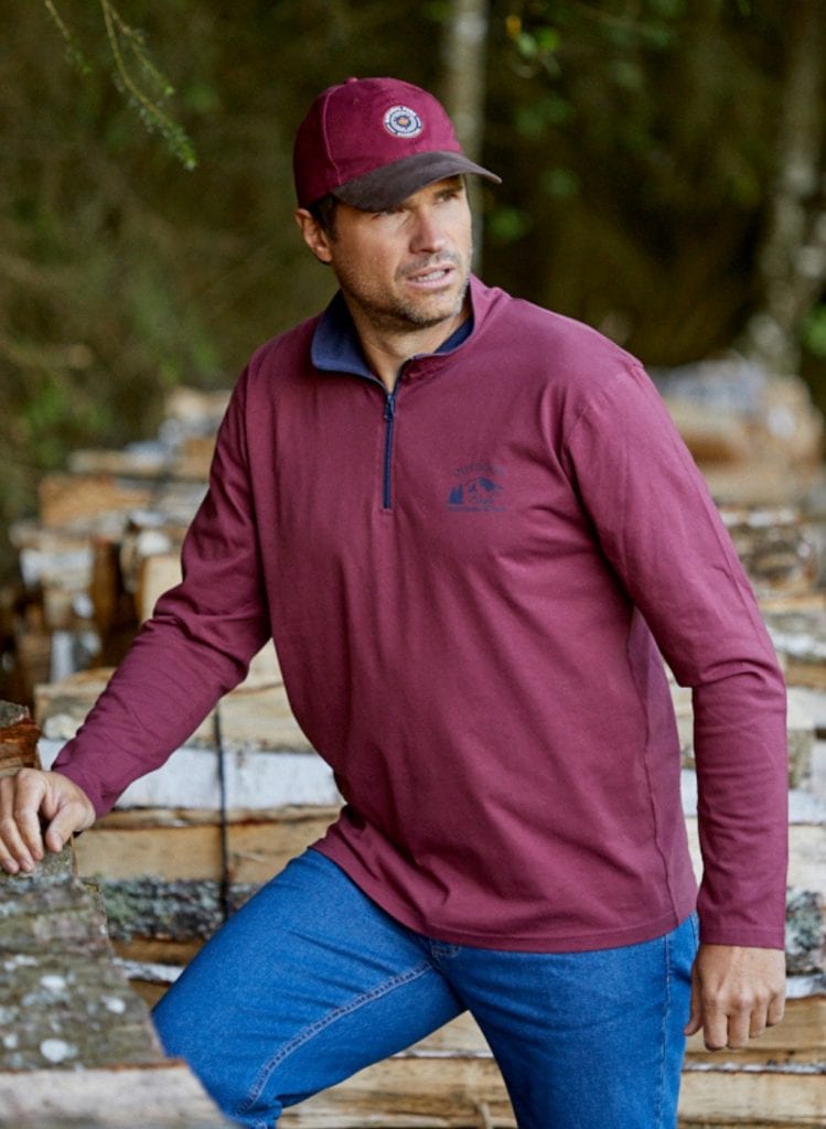 sweat zip casquette