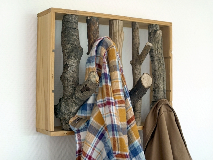Comment fabriquer un porte manteau en bois naturel ? | Atlas For Men